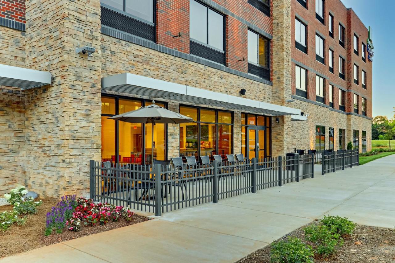 Holiday Inn Express & Suites - Winston - Salem Sw - Clemmons By Ihg Exterior photo