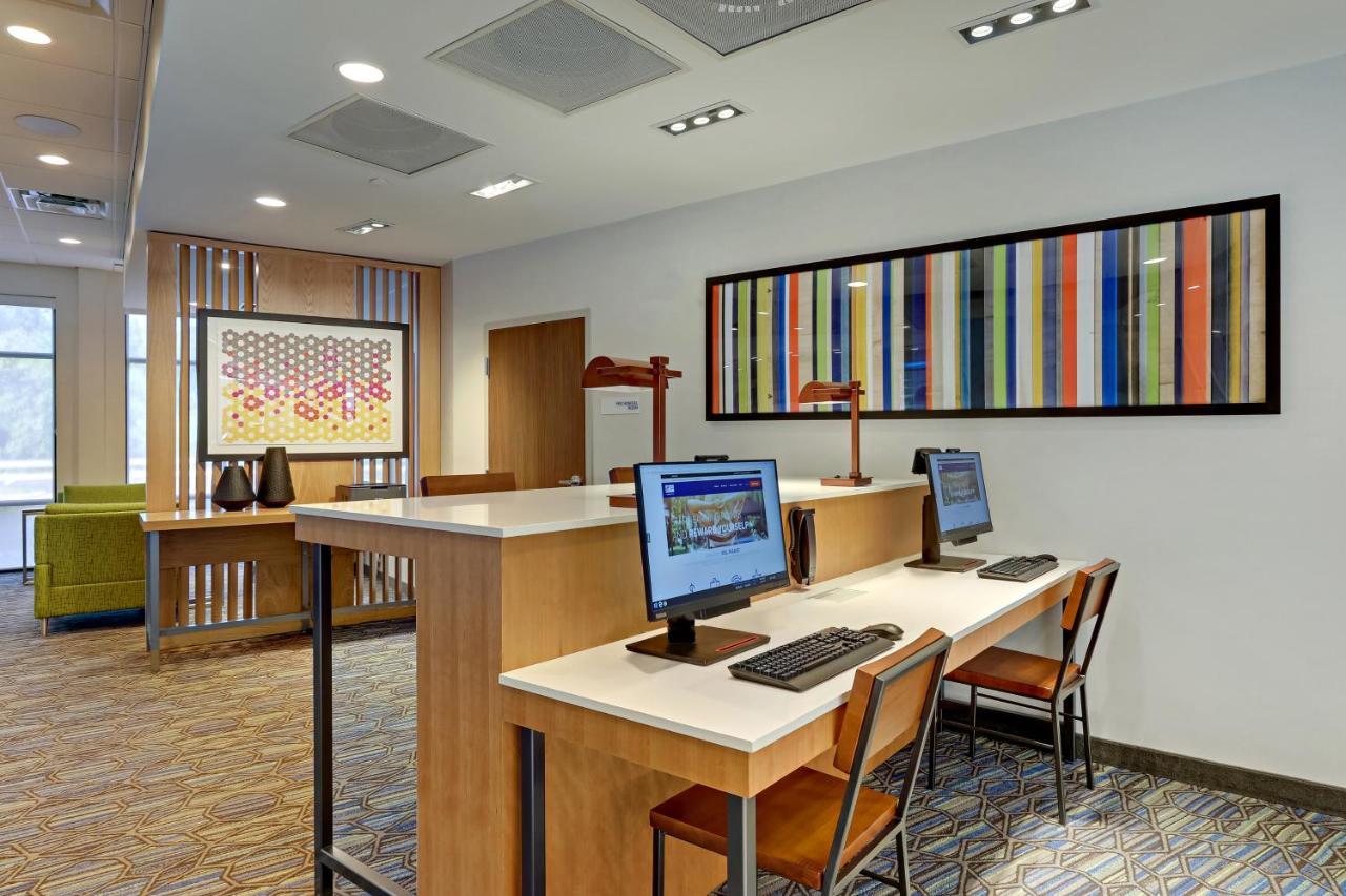 Holiday Inn Express & Suites - Winston - Salem Sw - Clemmons By Ihg Exterior photo