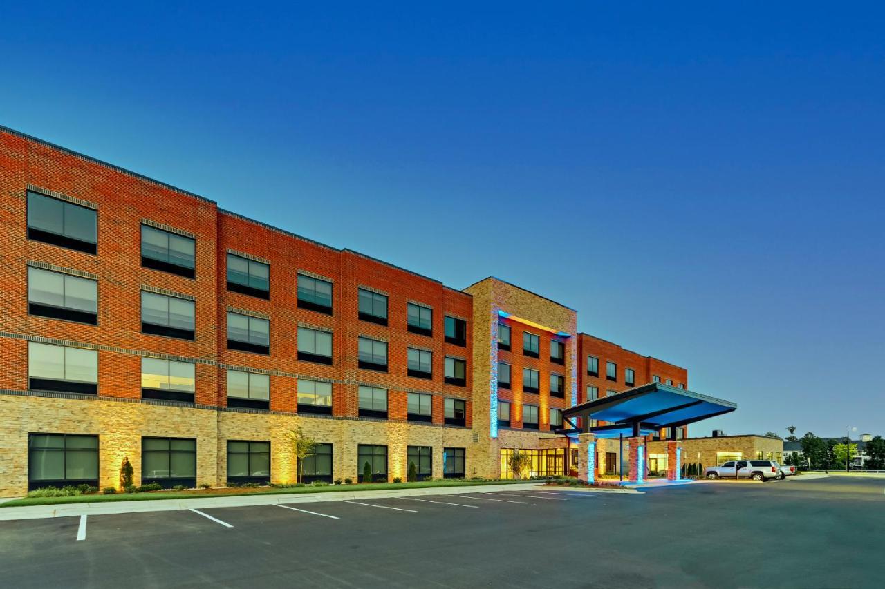 Holiday Inn Express & Suites - Winston - Salem Sw - Clemmons By Ihg Exterior photo