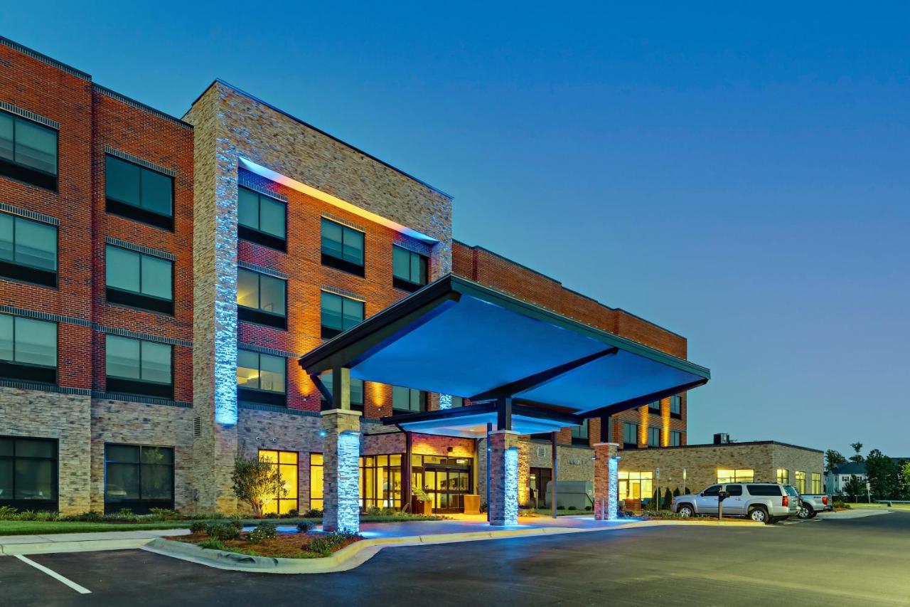 Holiday Inn Express & Suites - Winston - Salem Sw - Clemmons By Ihg Exterior photo