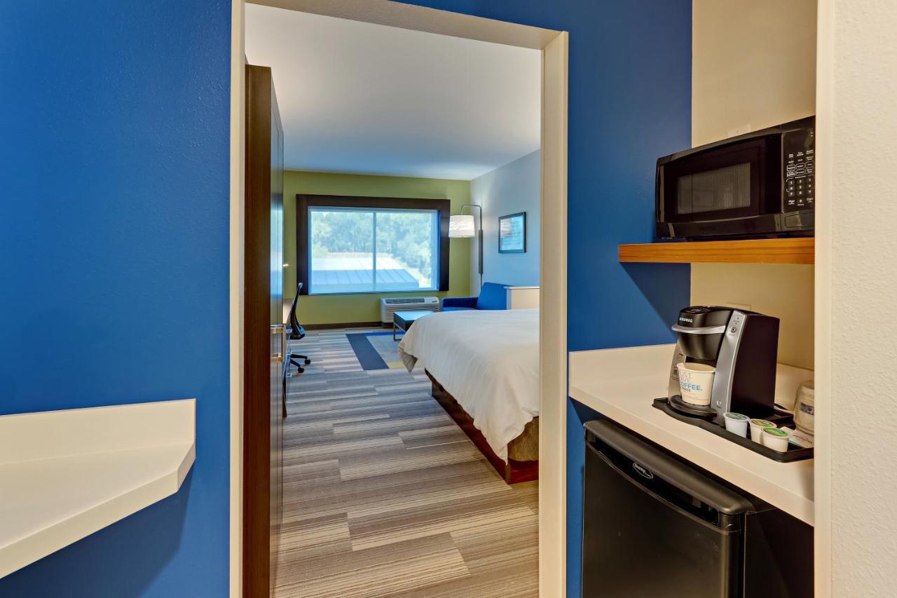 Holiday Inn Express & Suites - Winston - Salem Sw - Clemmons By Ihg Exterior photo