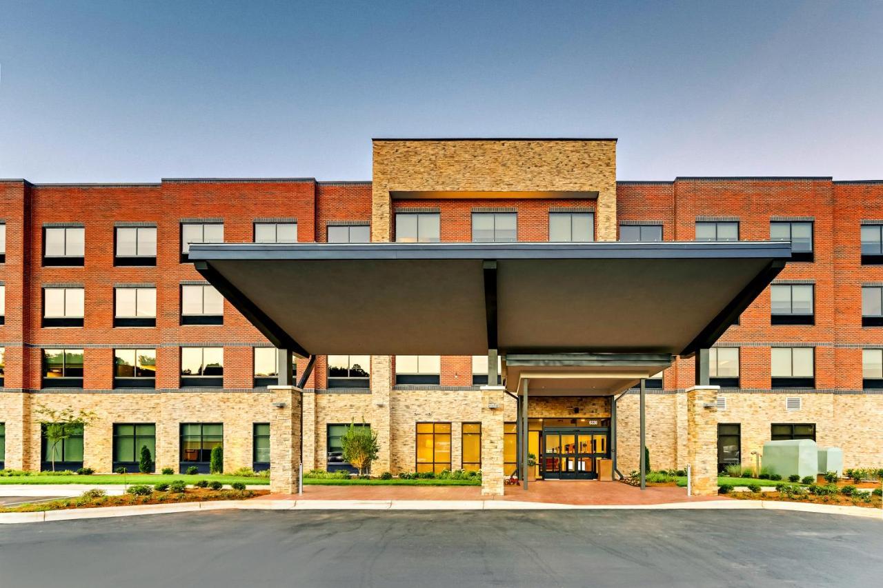 Holiday Inn Express & Suites - Winston - Salem Sw - Clemmons By Ihg Exterior photo