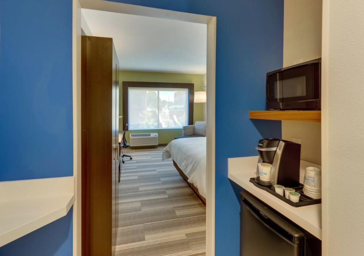 Holiday Inn Express & Suites - Winston - Salem Sw - Clemmons By Ihg Exterior photo